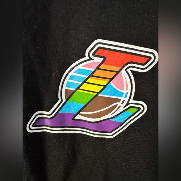 Los Angeles Lakers Pride Shirt Long Sleeve XL Pride Night Black Ring Spun Cotton - Picture 2 of 6